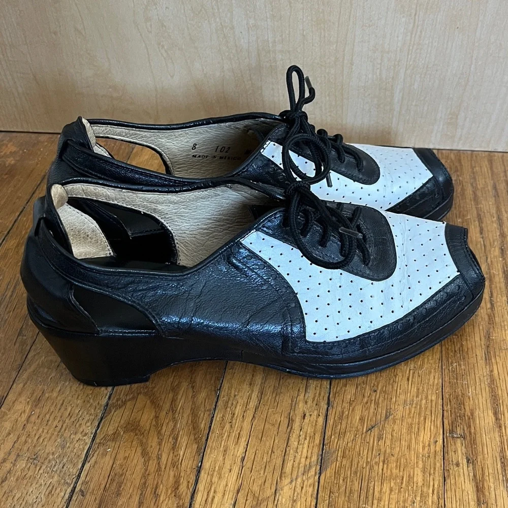 Women's Black and White Lace-Up Wedge Shoes - Picture 11 of 13